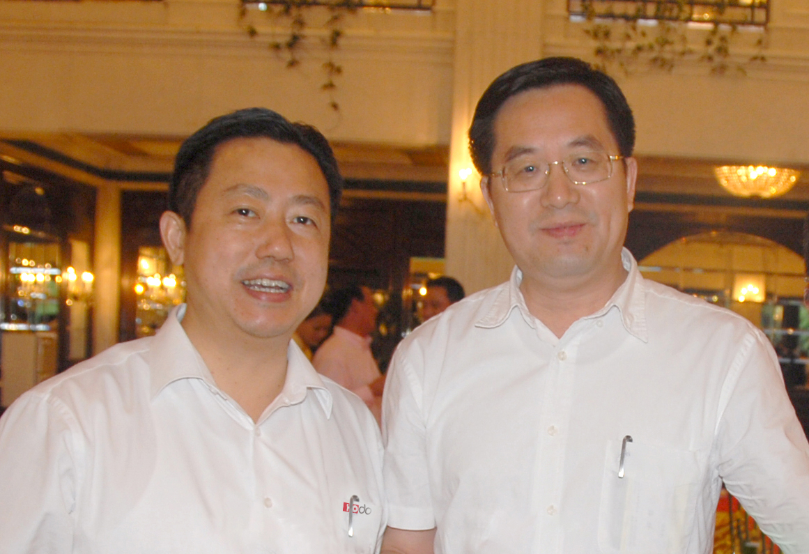 中央政治局常委、國務院副總理丁薛祥與周海江合影